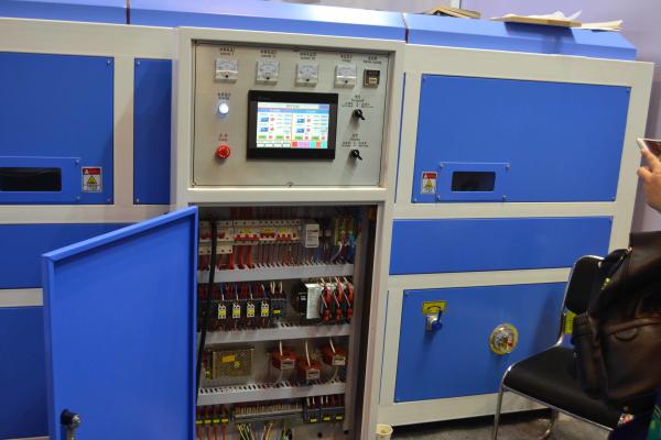 Wood Working Machines Vacuum Press Manufacturer from Qingdao