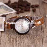 beautiful design made out of wood leather strap wood watch for ladies gift wrist