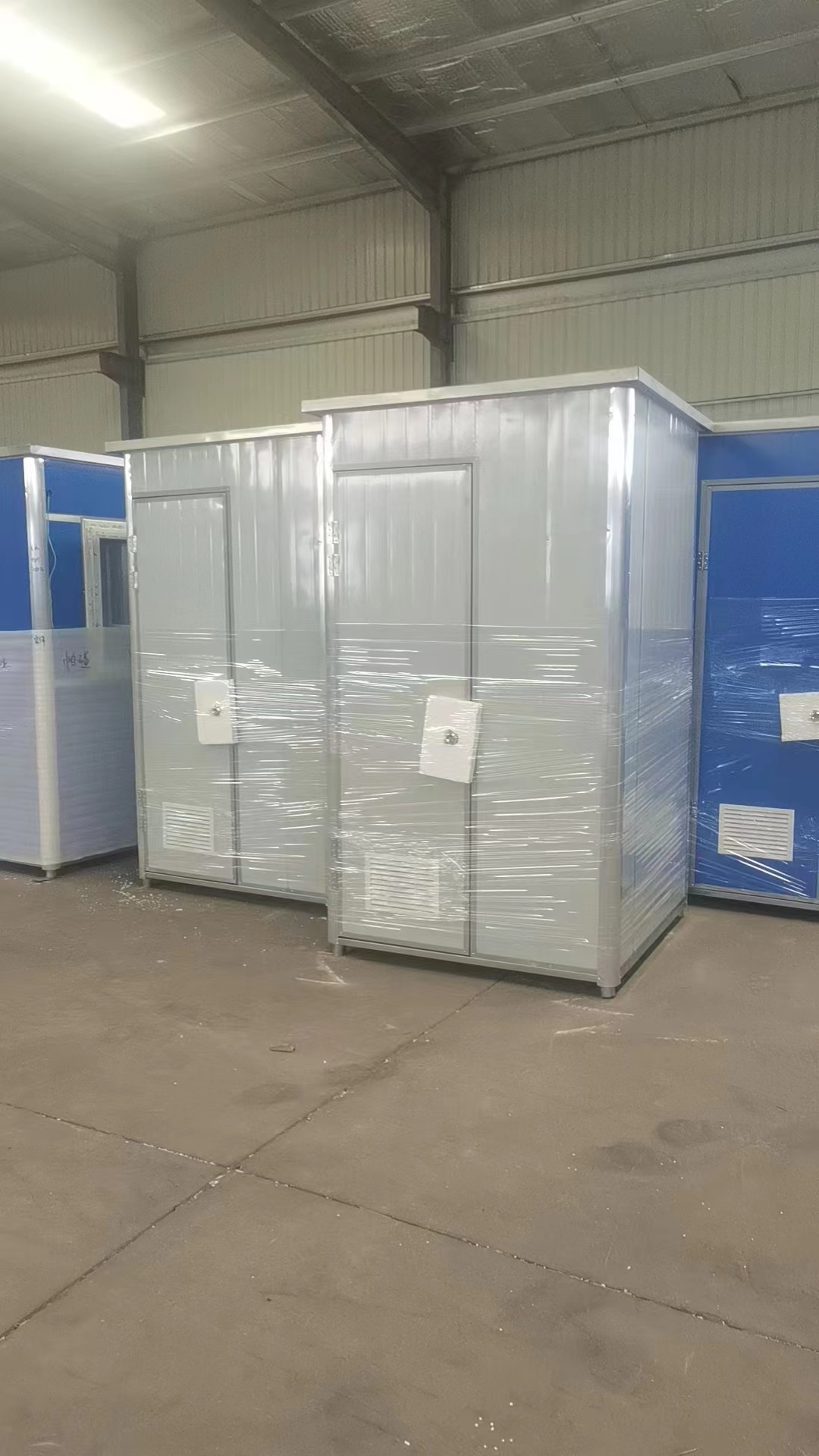 Simple Portable Toilet Shower One Bath Room Rural Early Toilet Renovation Waterless Packaging for Park Renovation Project