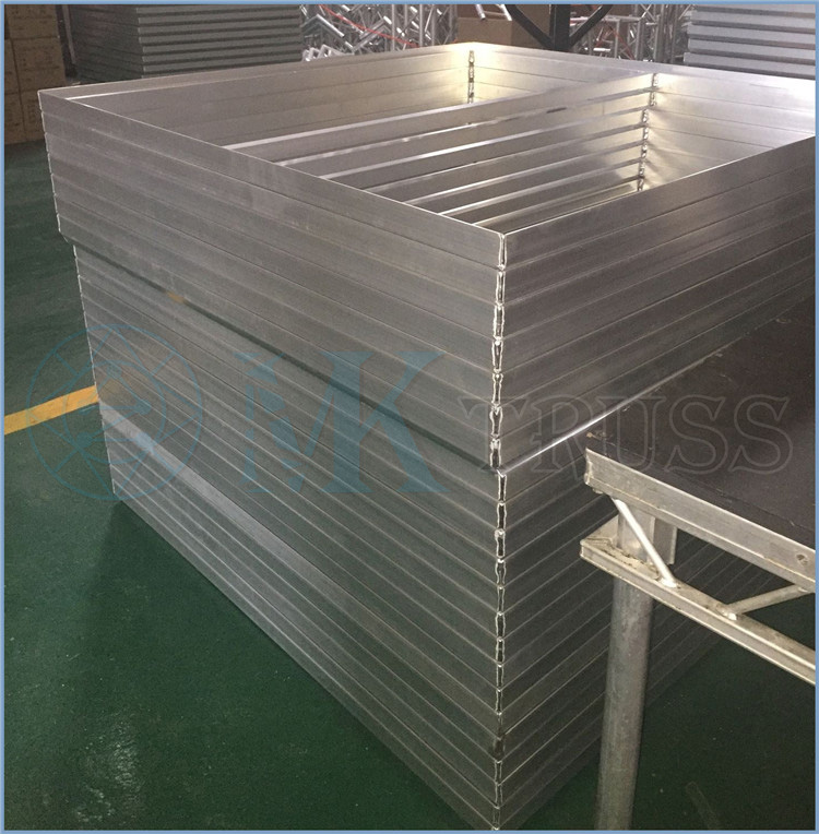 18mm Plywood or 18mm Tempered Glass Platform Material Mobile Stage Red and OEM Offered