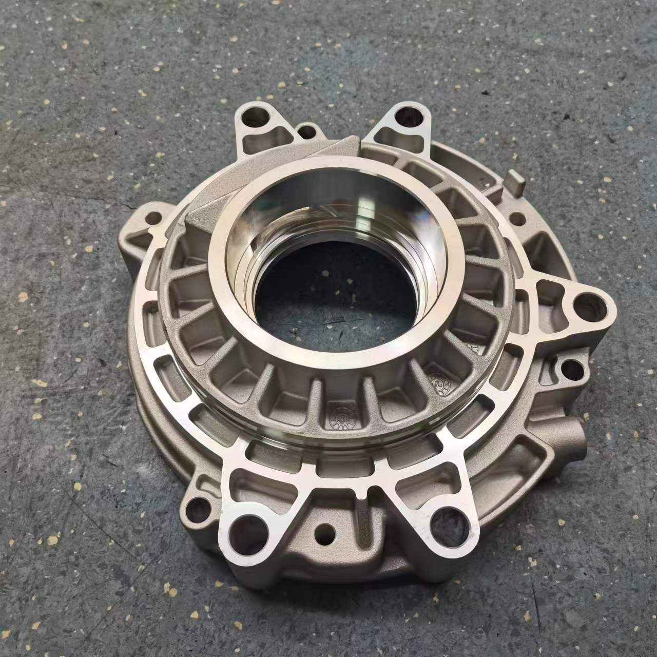 LU BAO Fast Transmission Retarder Assembly Parts Hydraulic Retarder HB400-31002 Great