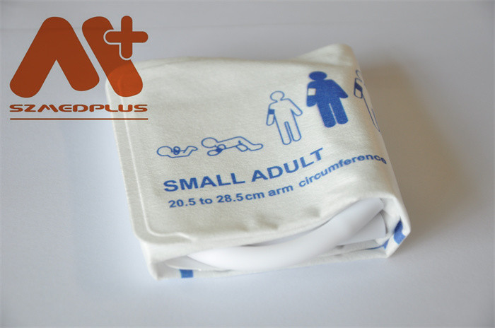 20.5 - 28.5cm Disposable NIBP Cuff 2403 Small Adult Bp Cuff Dual Tube