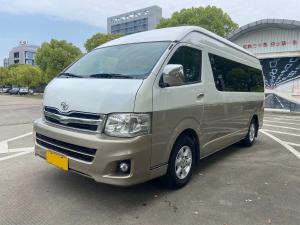 China Toyota Hiace 13-Seater Left-Hand Drive Electric Mid-Door Euro 4 Standard Champagne Gold Minibus factory