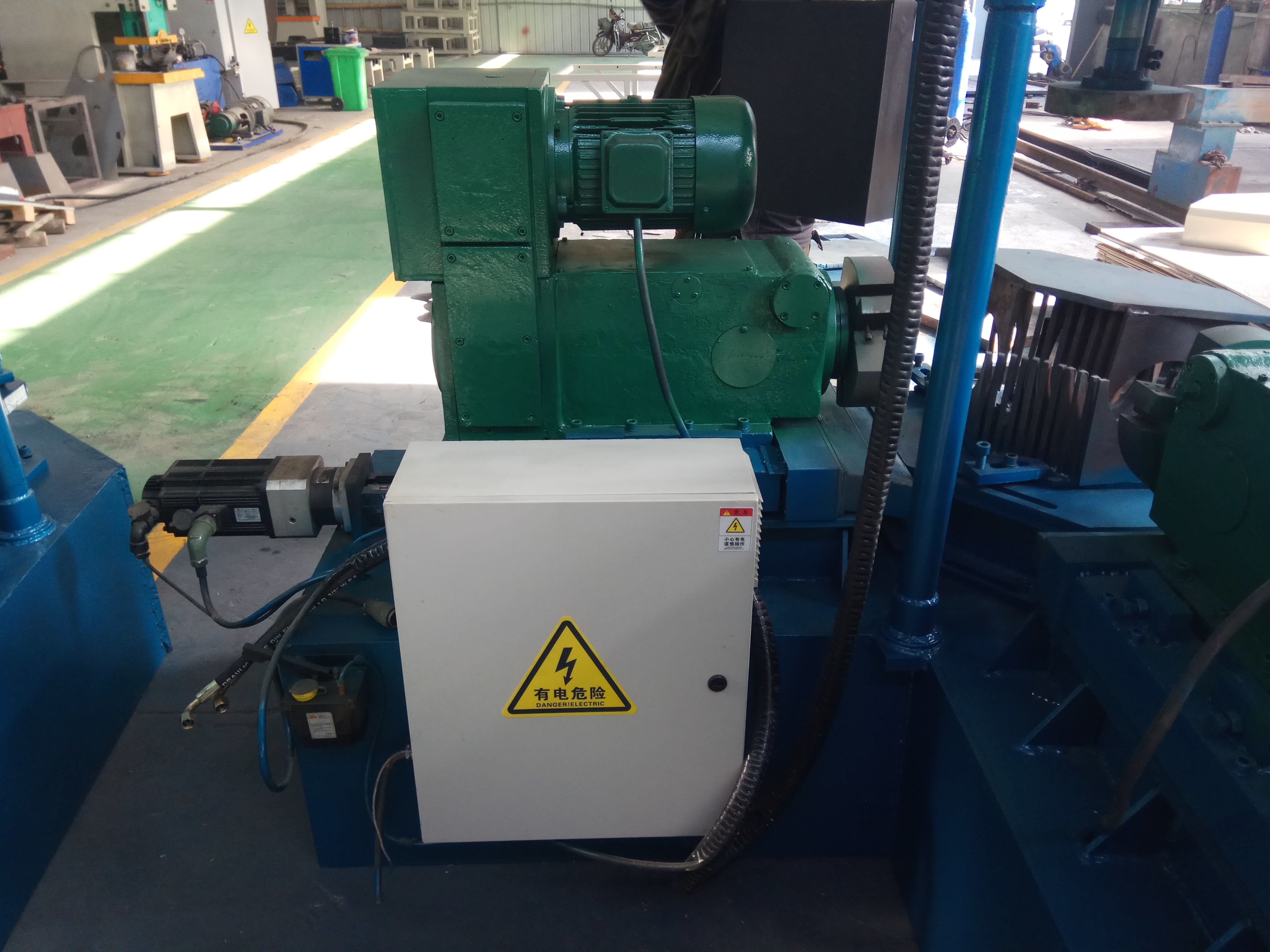 Full Automatic Hydraulic Pipe Beveling Machine One Year Guarantee