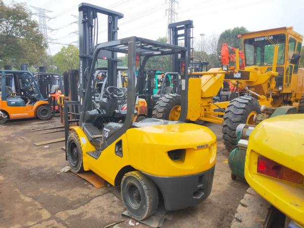 Used Japan Manufactured Komatsu-Fd30t1 Forklift Truck in Good Condition with