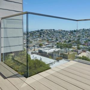 China Frameless Glass Balcony Balustrade 12mm Thick Toughened Glass Balcony Railings Ultra Clear Colorless Tempered Glass Handrail factory