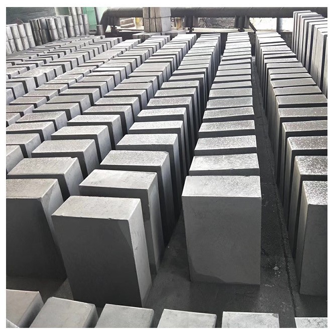 Offers High Strength Graphite Block at with 99% Carbon Content