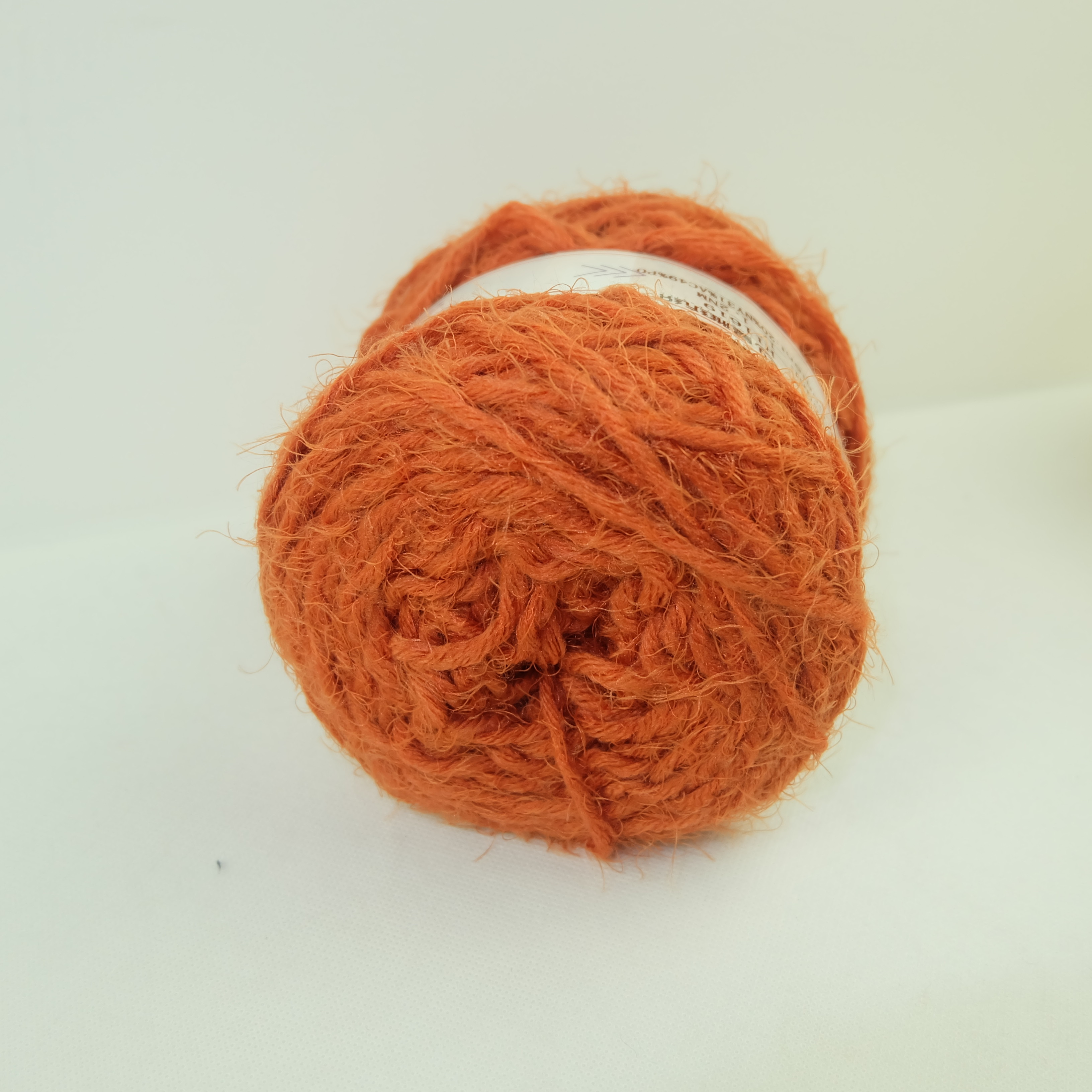 1/1.2NM Fluffy Velvet Chenille 20% Nylon 31% Acrylic 49% Polyester For Knitting Sweater Cushions