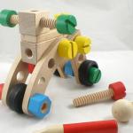 Children's Benefit Intelligence Disassembly Assembly Car Toy Solid Wood Assembly