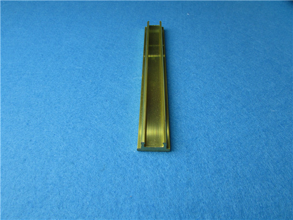 China Shining 2m Long CuPb3Zn39 U Shaped Metal Channel High Hardness factory