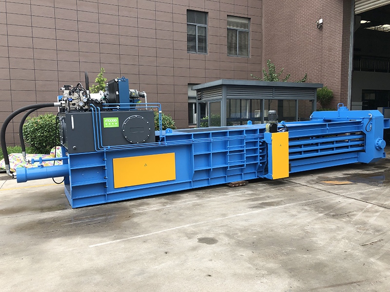 Plastic Auxiliary Machinery For Plastic Press PP PE Hydraulic Baler Machine
