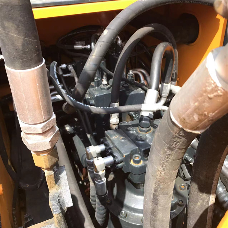 Korea Original Crawler 22 Ton Used Hyundai 220 Excavator Shipping Size 11530x3340x4165mm