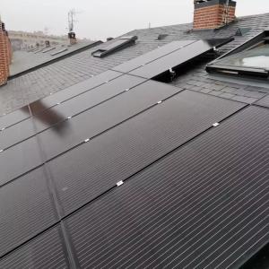 China Eu Warehouse Price Solar Panels 500W 550W 500 550 Watts Bifacial Monocrystalline Solar Panel factory