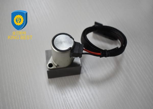 702-21-57400 Komatsu Excavator Spare Parts , Stainless Steel Pilot Operated