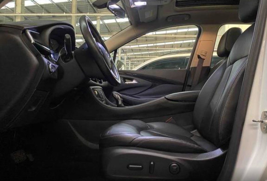 Envision 2016 28T 4WD Elite SAIC-GM Buick Mid-size SUV Gasoline 2.0T 260HP L4 6-speed Manual