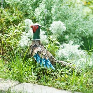 China Lifelike Yard Art Metal Chicken Lawn Ornaments Lightweight Pieces factory