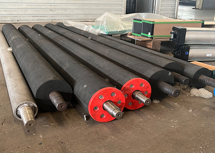 Shaft Type Belt Conveyor Roller Round Rubber Lining Conveyor Belt Drive Rollers