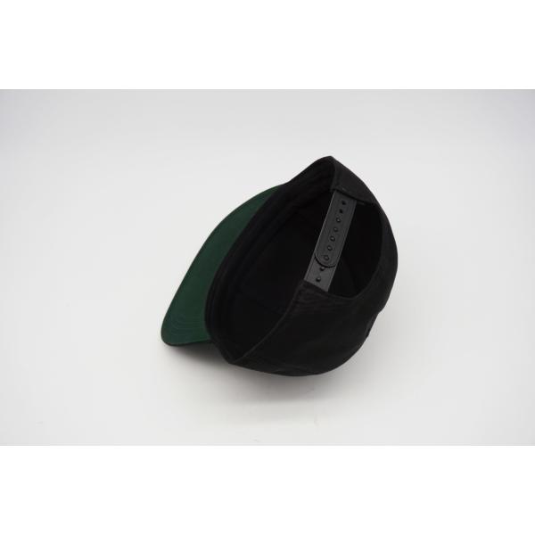 Unisex Flat Brim Snapback Cap Embossed Pattern Plastic Buckle ODM