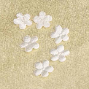 China White Satin Fabric Flower Appliques For Children'S Clothing Sew On Type factory