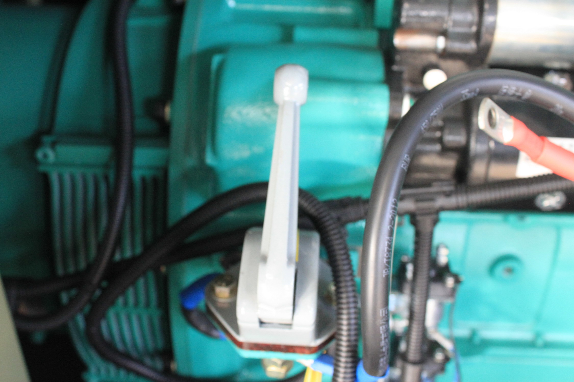 250 Kva 200kw Silent Genset Electric With Cummins