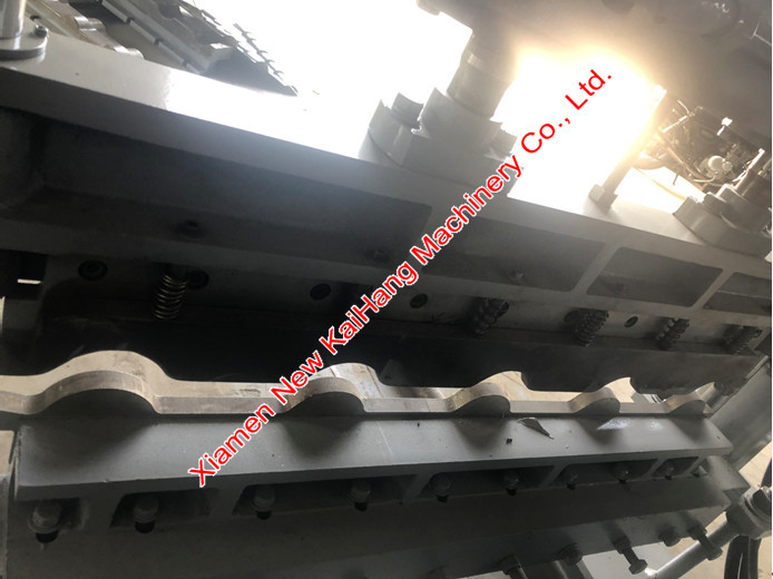 0.4mm 0.5mm 0.6mm Bamboo Tile Roof Roll Forming Machine