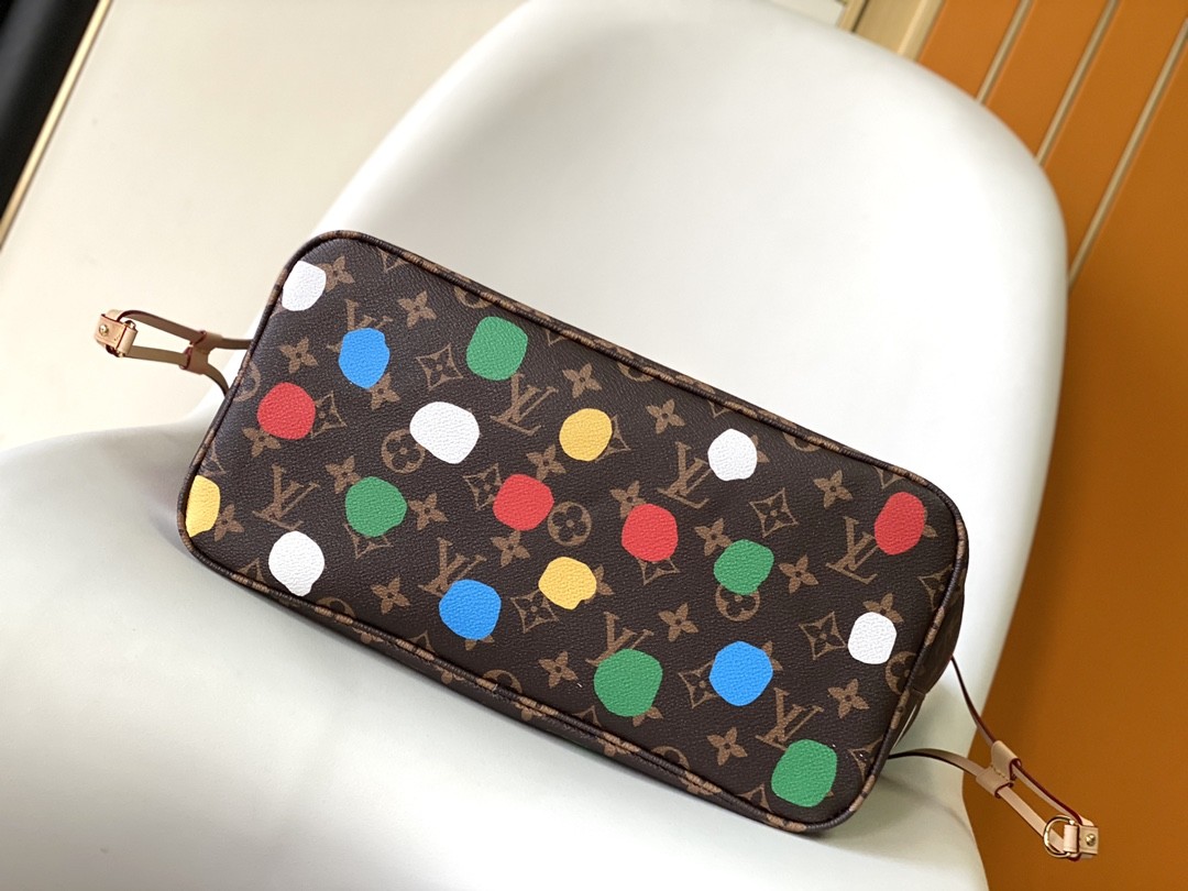 black LV X Yayoi Kusama Louis Vuitton Neverfull MM Monogram Bag Multicolor