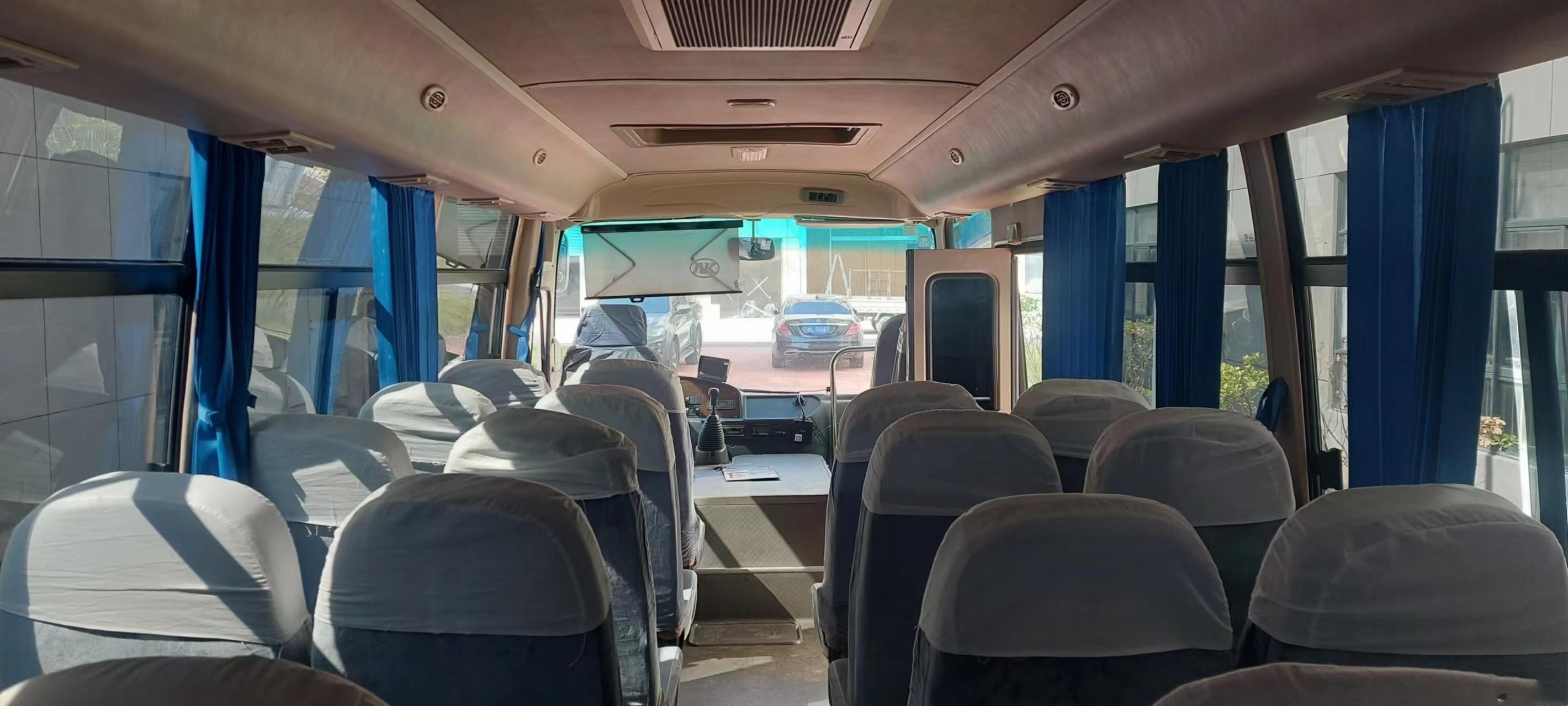 2nd Hand Mini Bus 30 Seats Passenger Coach Coaster Diesel Mini Bus