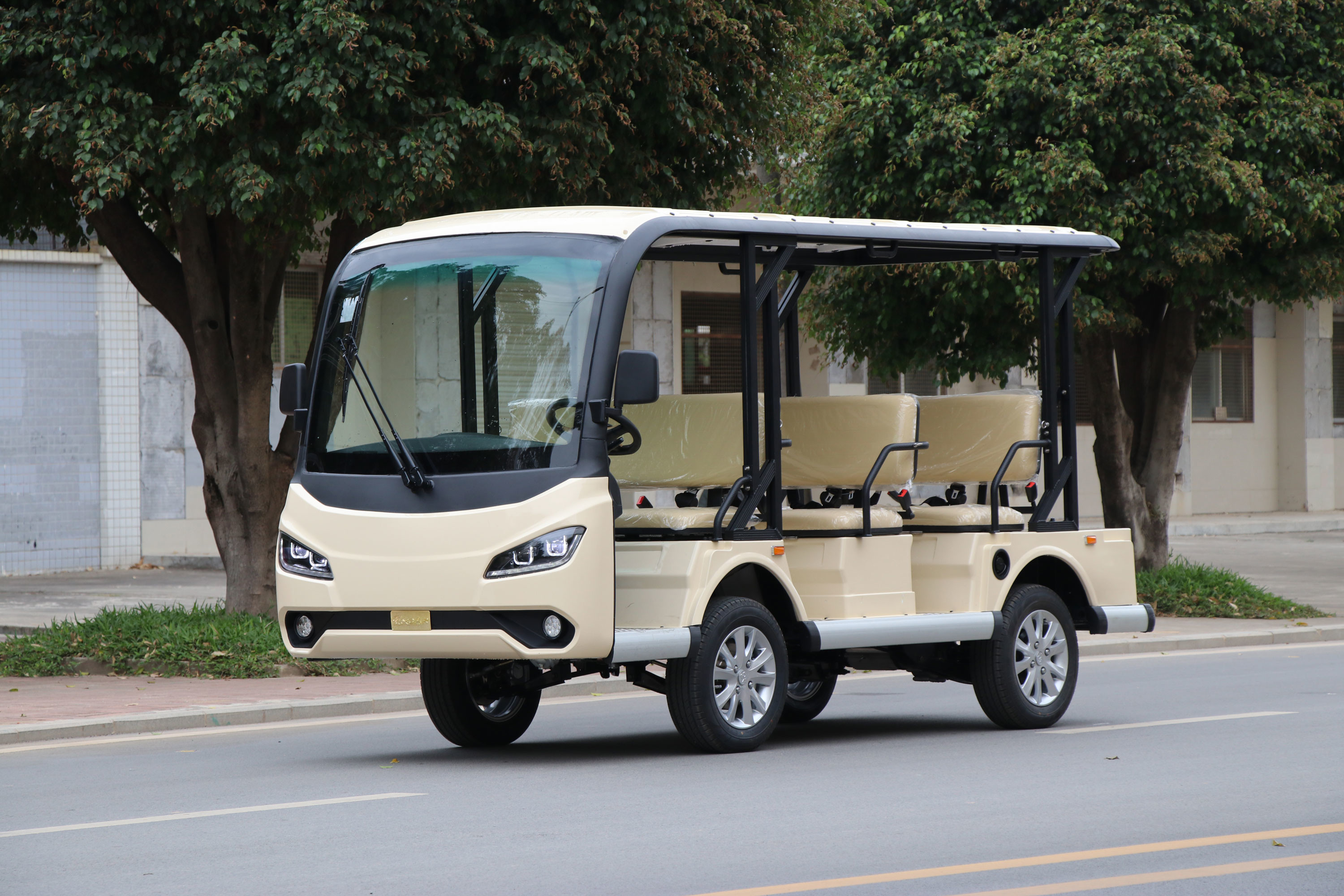 Volt Voyager Electric Sightseeing Shuttle Bus 8 Passenger With 72V Lithium Battery