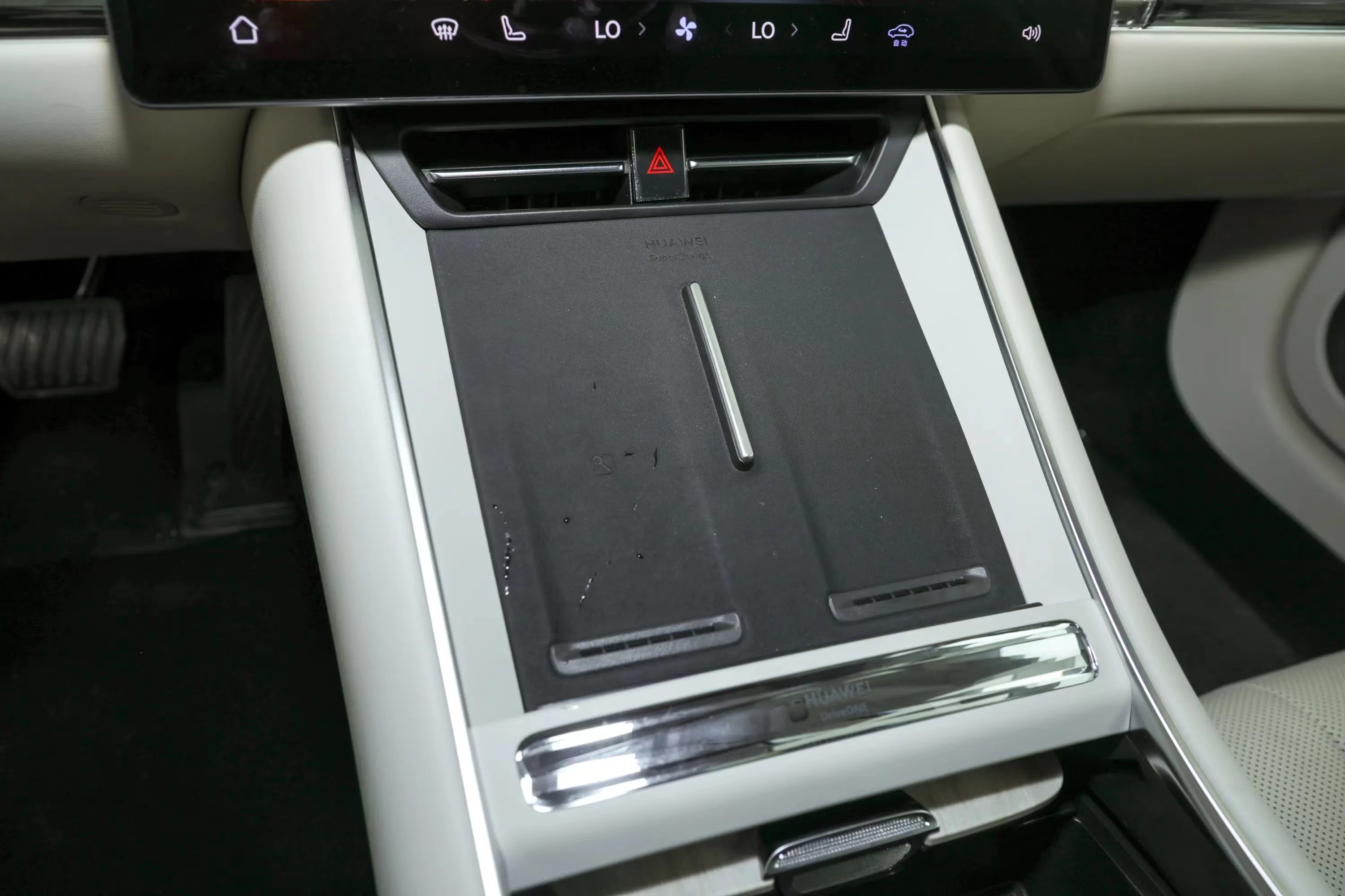 705/630km Pure Electric Aito Luxeed S7 2024 Pro Max 855Km 800V Fast Charging Electric Car with 0.25h Charging Time