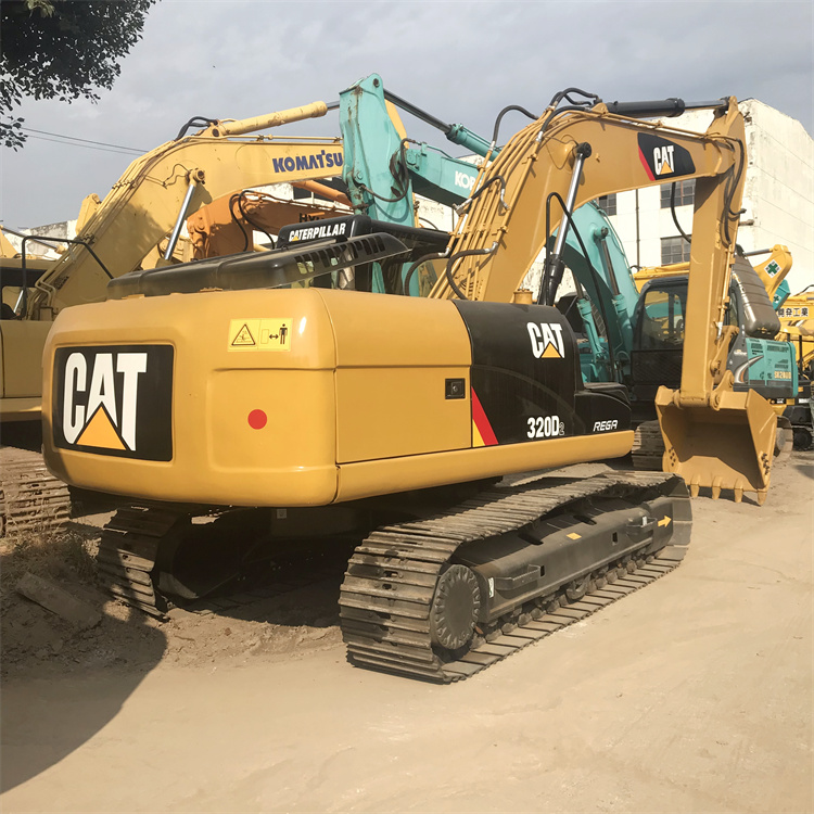 2021 Good Condition Japan Original 20 Ton Used Crawler Excavator CAT 320D2 in Shanghai