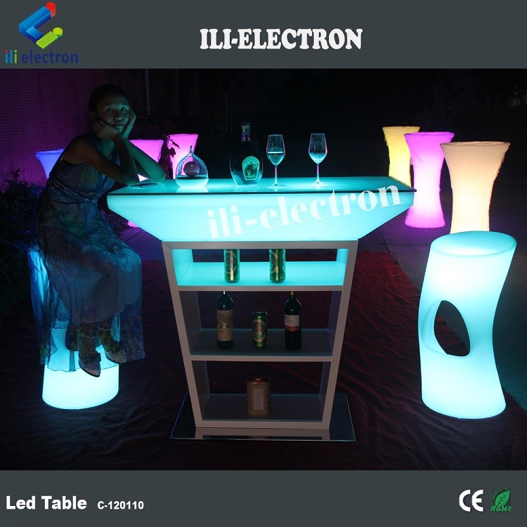 Plastic LED Glow Furniture , Glowing Bar Table For Event Party Lounge