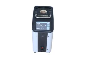 China China Suppliers Portable High Precision 150-300 Temperature Calibration Device factory