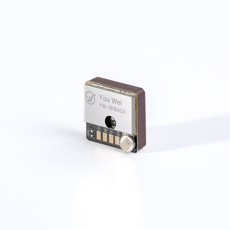 Hot Selling Gsm Gps Module Gps Module Gps Tracker Chip YW-18184G3