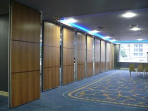 China Sliding Doors Movable Acoustic Room Dividers For Hotel Interior Decorative factory