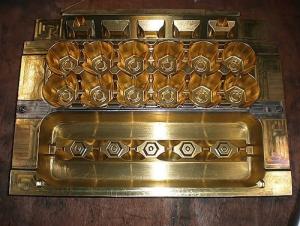 China Industrial Food Container Mould Customized Pulp Injection Molding factory