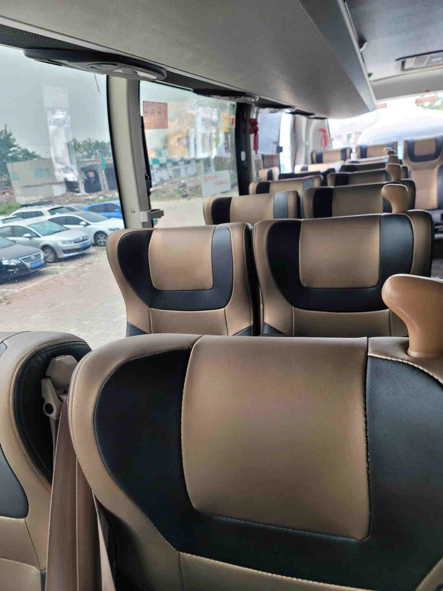 Double Decker Bus Sightseeing Yutong ZK6148 Rear Engine Coach 56 Seat Leftt Hand Driver
