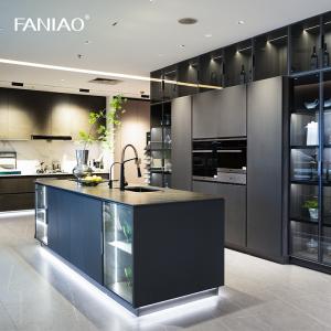 China Customized Lacquer Kitchen Cabinet With PVC Door Panels Bespoke Kitchen System factory