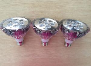 China E27/E26/B22/GU10 base led light PAR30 factory