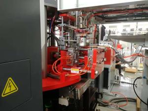 China ISO 5 Gallon Bottle Making Molding Machine 160kg/H With 6 Molds factory