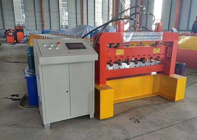Easy Operate Floor Deck Roll Forming Machine Effective Width 1000mm For Building Construction