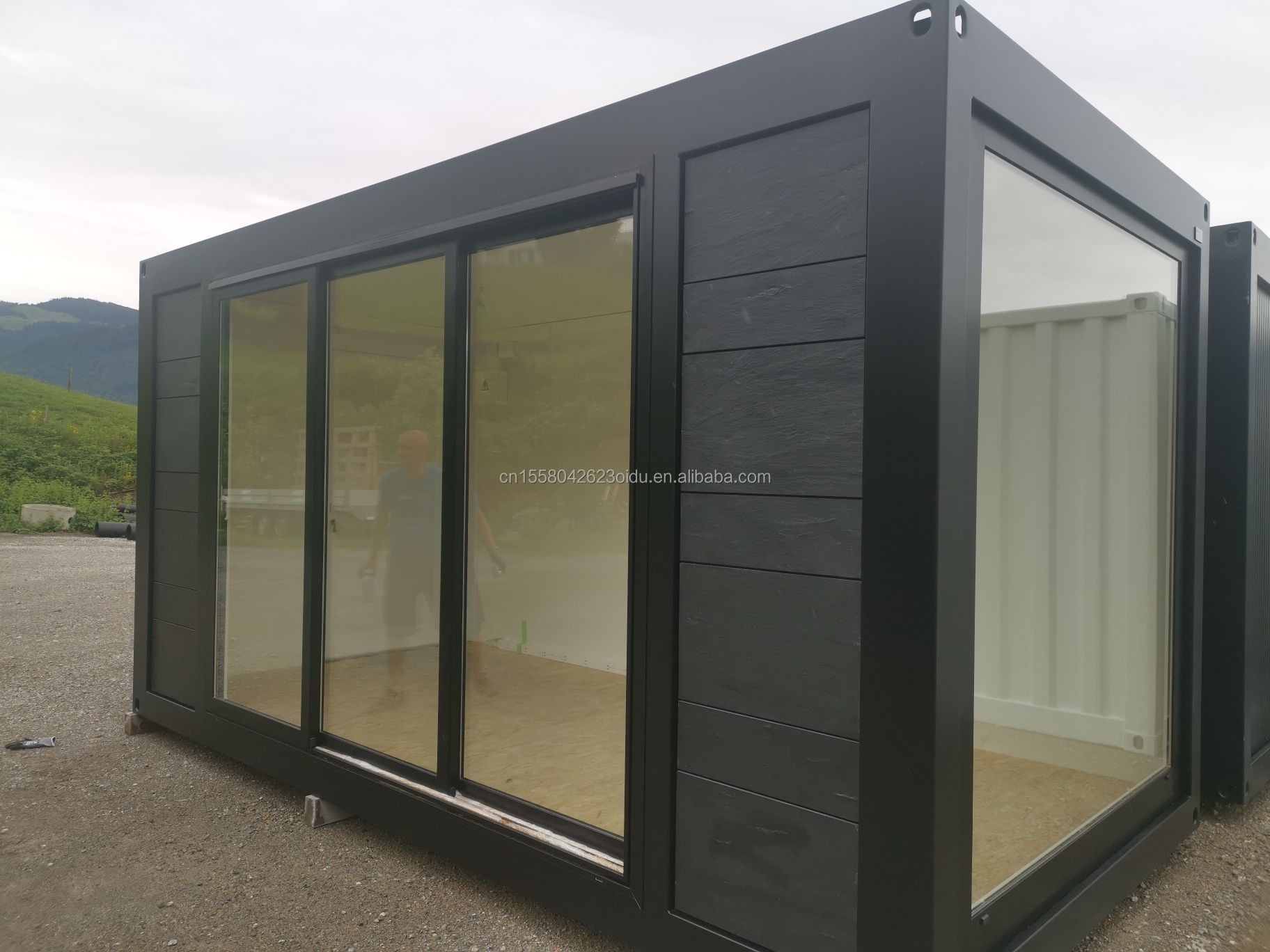 Aluminum Alloy Windows Used in 20 Foot Luxury Prefabricated Wooden House with Kitchen and Bathroom