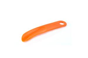 China Leather Shoe Horn 6 Inch 4 Inch 7.5 Inch 19CM Large Round Hanging Hole For Shelf Sale factory