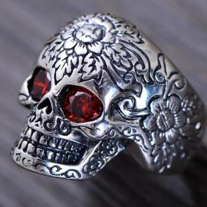China Men Retro Jewelry Heavy Sterling Silver Skull Ring with Red Cubic Zircon (043352) factory