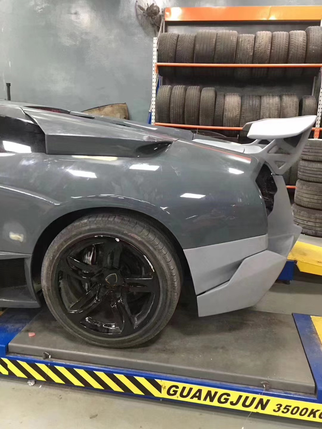 2022 New Products Murcielago LP640 Lp650 Body Kit for Lamborghini LP640 Upgrade Lp670sv Style Front and Rear Bumper