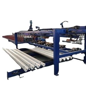 China 15 Roll Stations Highway Guardrail Forming Machine 380V factory