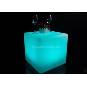 China RGB Plastic LED Cube Seat Illuminated Night Club Furniture With Remote Control factory