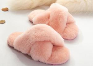 China Women Indoor Shearling Sheep Wool Slippers Open Toe With Thick Wool Fluffy Fur factory