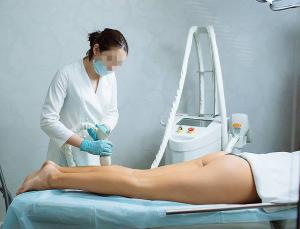 China KUMASHAPE Vertical Vacuum RF Slimming Machine For Body Shaping / Cellulite Removal factory