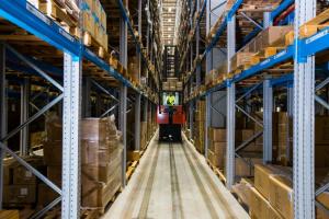 China Narrow Aisle Racking Pallet Warehouse VNA ISO9001 Certificated factory