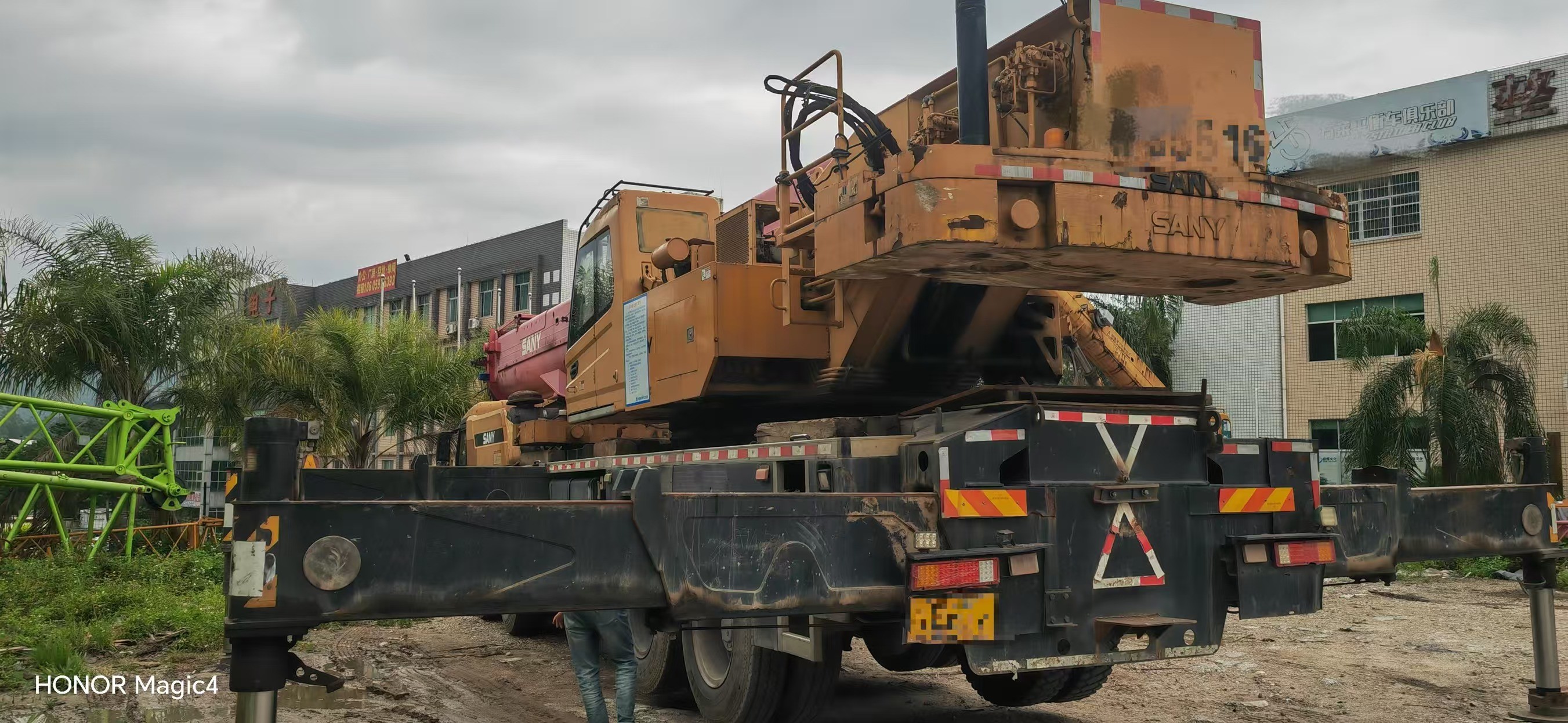 Get a quote now for Sany Mobile Crane 80 Ton - Limited Stock!
